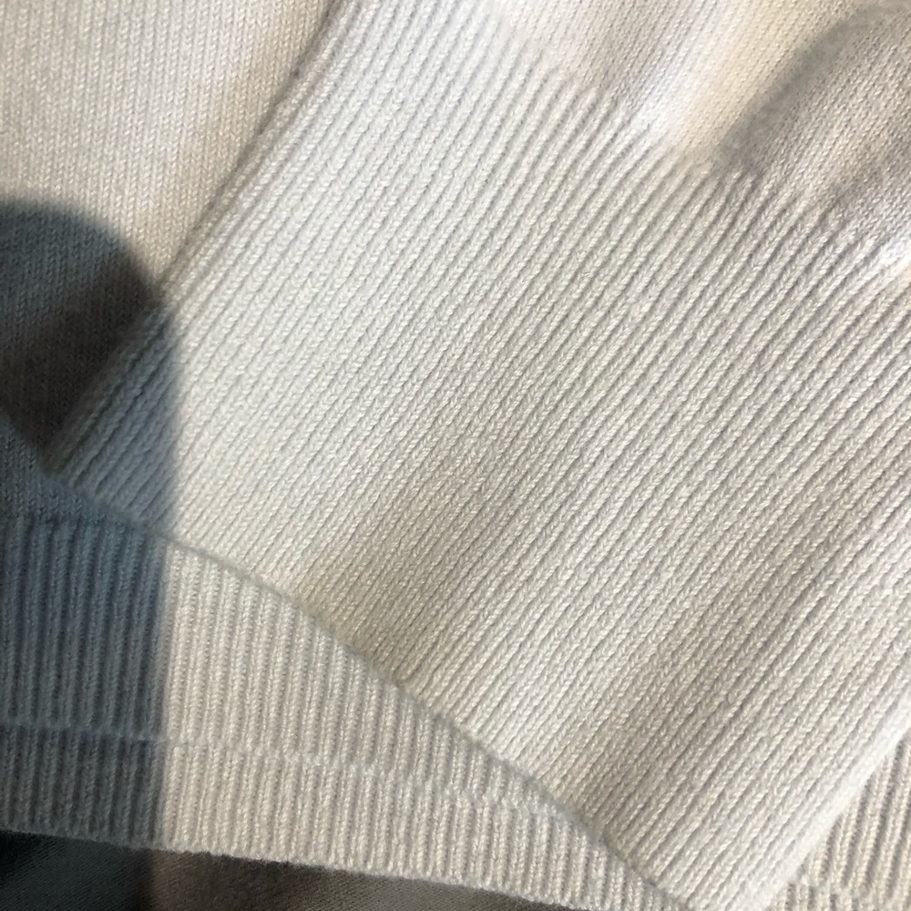 Blue turtleneck sweater - Picture 2 of 3